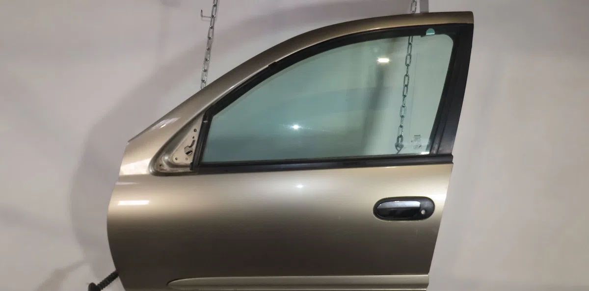 Porte avant gauche Nissan ALMERA II Hatchback (N16) 2.2 dci (2003-2006) occasion
