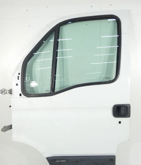 Porte avant gauche NISSAN INTERSTAR 1 PHASE 1 occasion