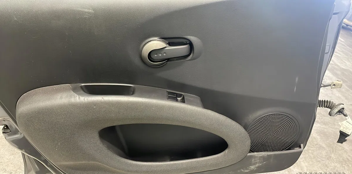 Porte avant gauche NISSAN MICRA 3 PHASE 1 occasion