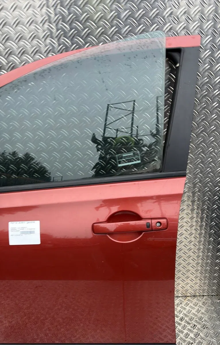 Porte avant gauche Nissan QASHQAI - QASHQAI 2 I (J10, NJ10, JJ10E) 2.0 traction intégrale (2007-2013) occasion