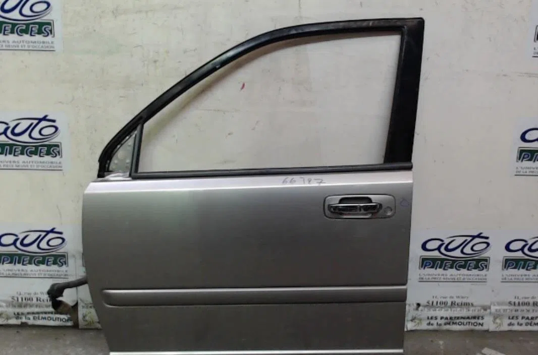 Porte avant gauche NISSAN X-TRAIL 1 X-TRAIL 1 PHASE 2 occasion