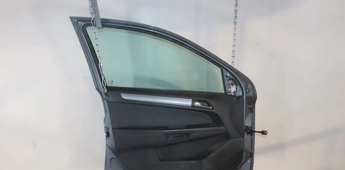 Porte avant gauche Opel ASTRA H Break (A04) 1.7 cdti (l35) (2004-2010) occasion