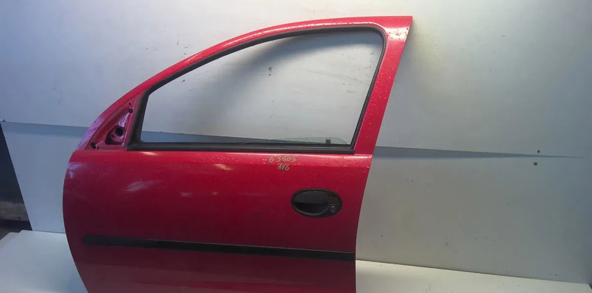 Porte avant gauche Opel CORSA C (X01) 1.0 (f08, f68) (2000-2003) occasion