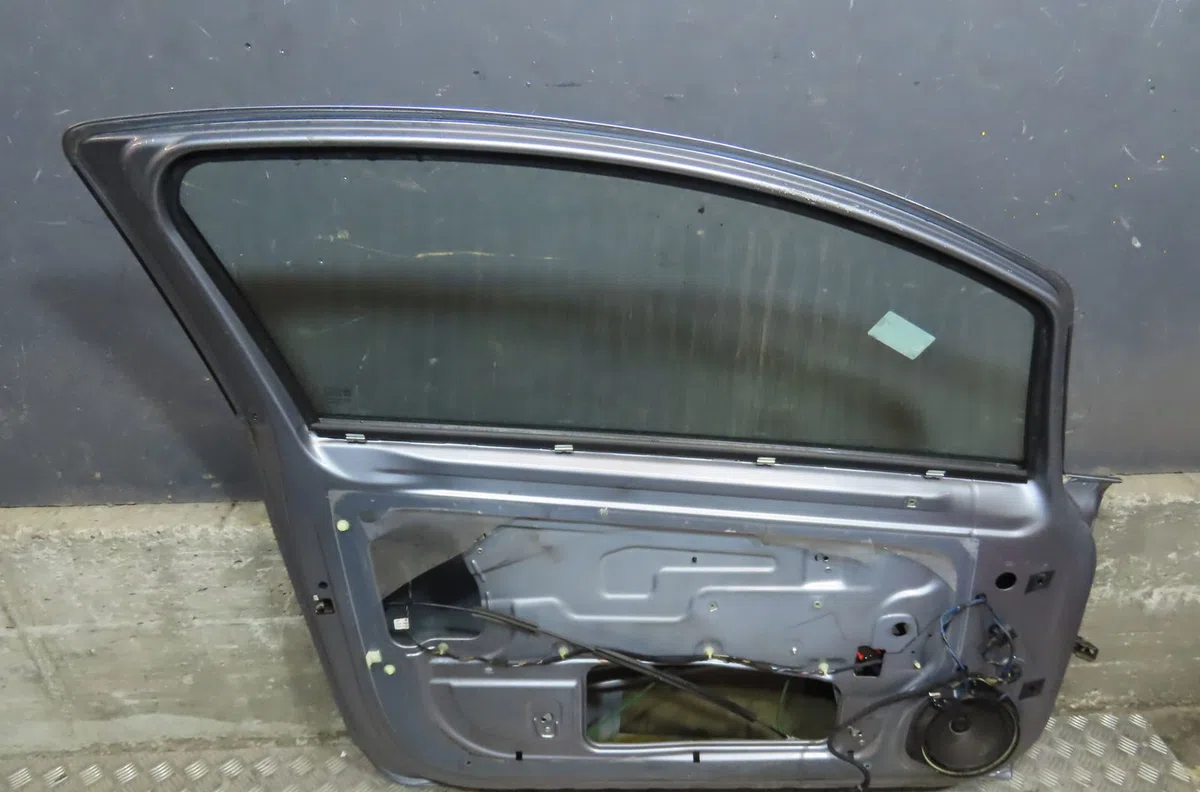 Porte avant gauche Opel CORSA D (S07) 1.3 cdti (l08, l68) (2006-2014) 5 portes occasion