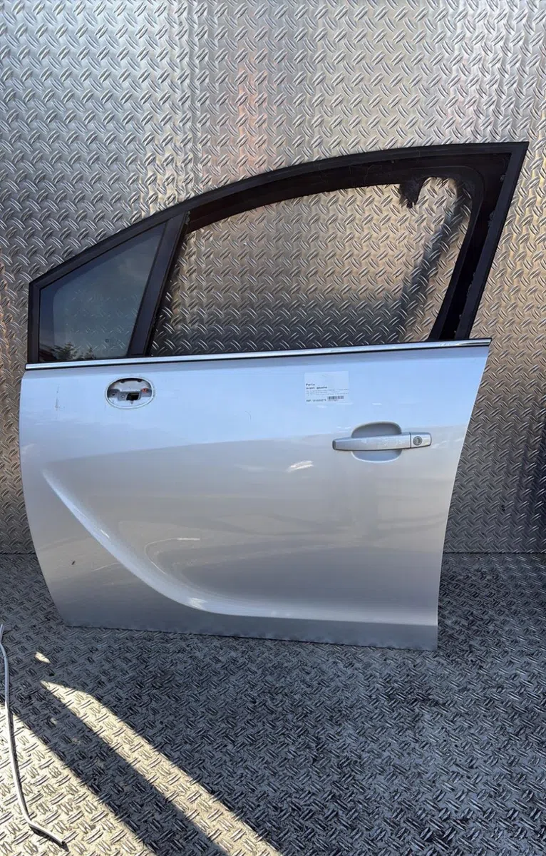 Porte avant gauche Opel MERIVA B Monospace (S10) 1.4 (75) (2010-2017) occasion