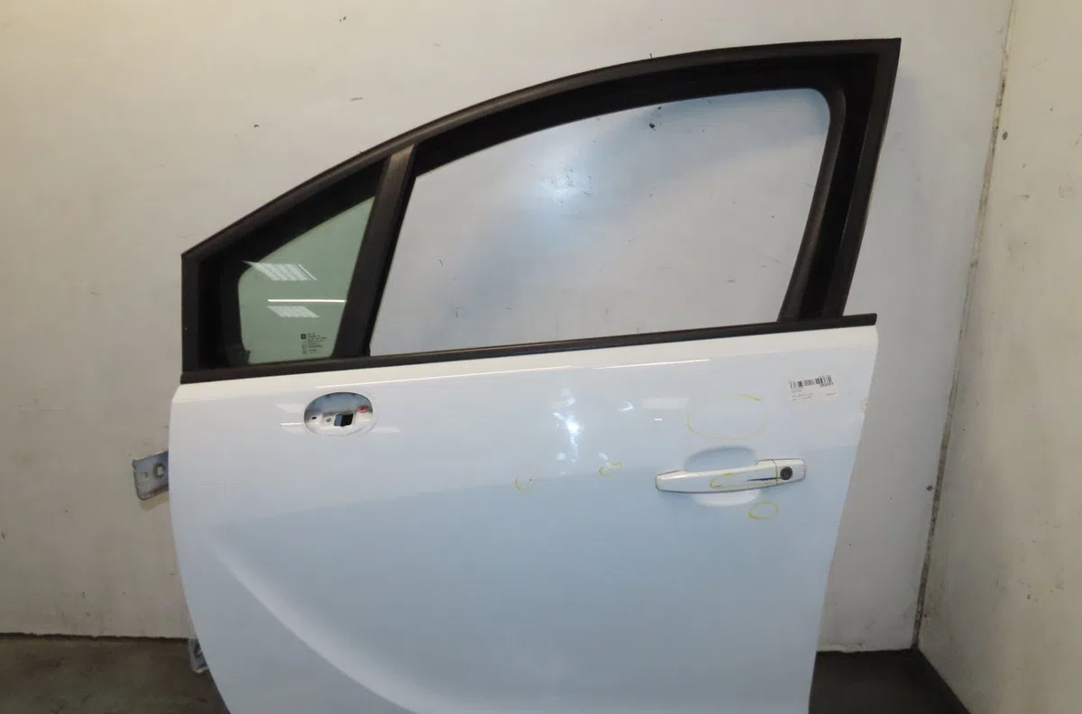 Porte avant gauche Opel MERIVA B Monospace (S10) 1.7 cdti (75) (2010-2017) occasion