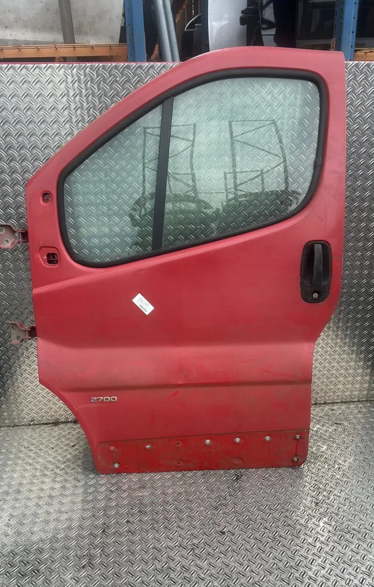 Porte avant gauche Opel VIVARO A Camion plate-forme-Châssis (X83) 1.9 di (2001-2014) occasion
