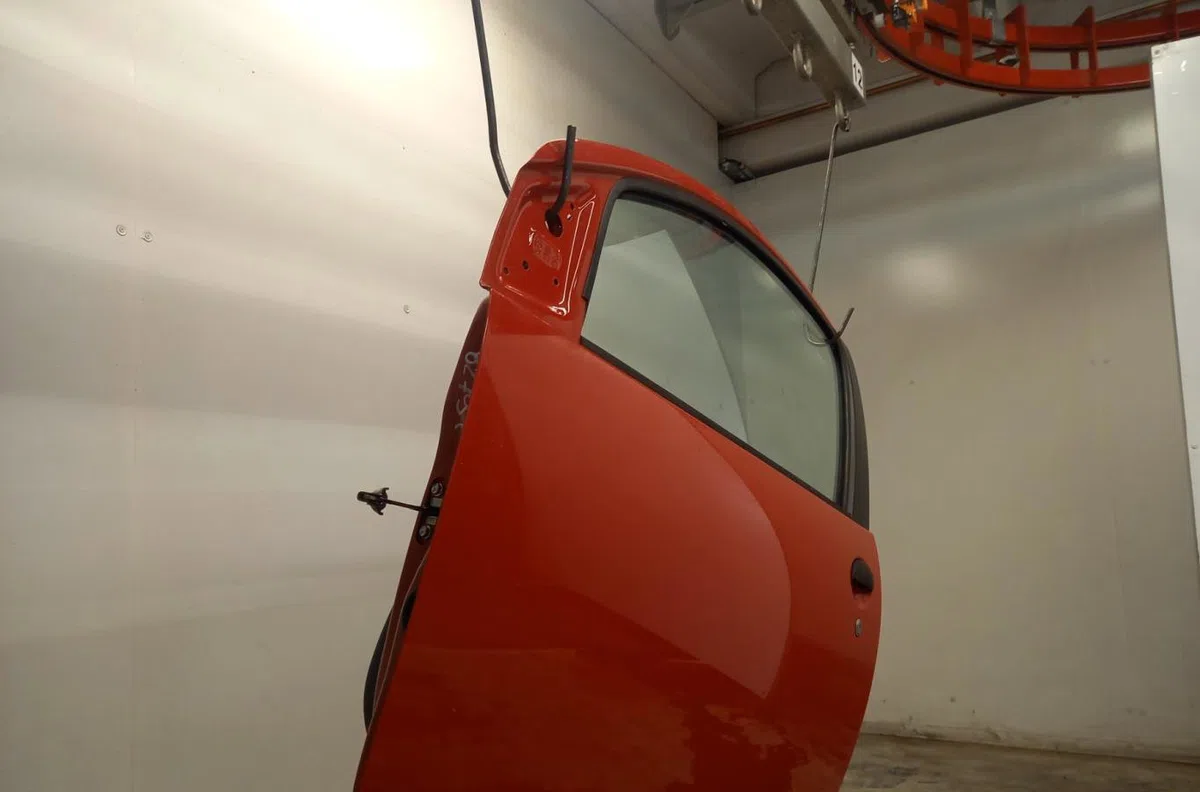 Porte avant gauche PEUGEOT 107 PHASE 1 occasion