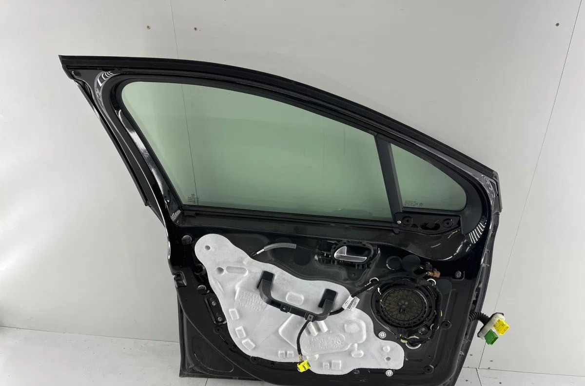 Porte avant gauche PEUGEOT 2008 1 PHASE 2 occasion