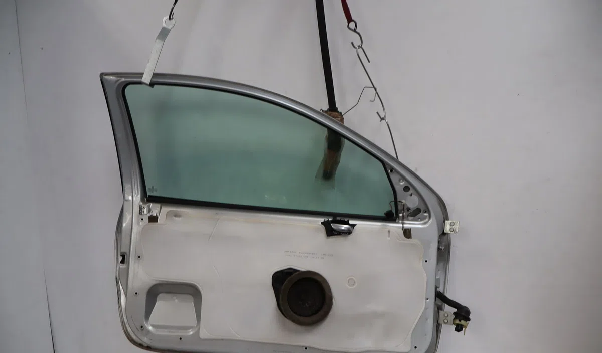 Porte avant gauche Peugeot 206 (2L_, 2M_) 1.4 i (2lkfwa, 2mkfwa) (2009-2013) 3 portes occasion