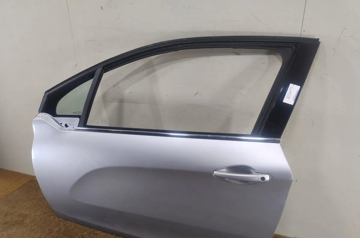 Porte avant gauche PEUGEOT 208 1 208 1 PHASE 1 occasion