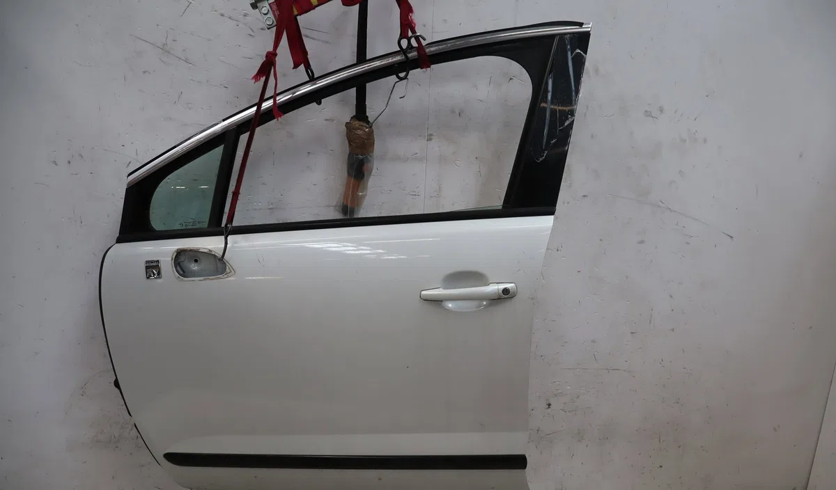 Porte avant gauche Peugeot 3008 Monospace (0U_) 2.0 hdi hybrid4 (0urhca) (2011-2016) occasion