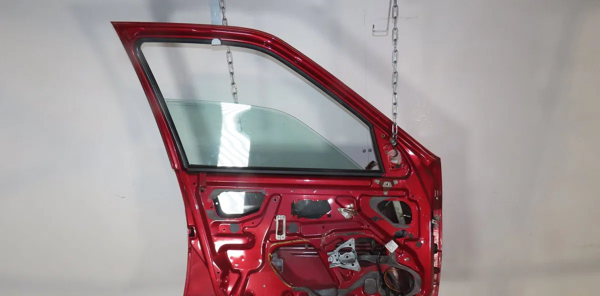 Porte avant gauche Peugeot 306 3-5 portes (7A, 7C, N3, N5) 1.6 (1993-2000) occasion