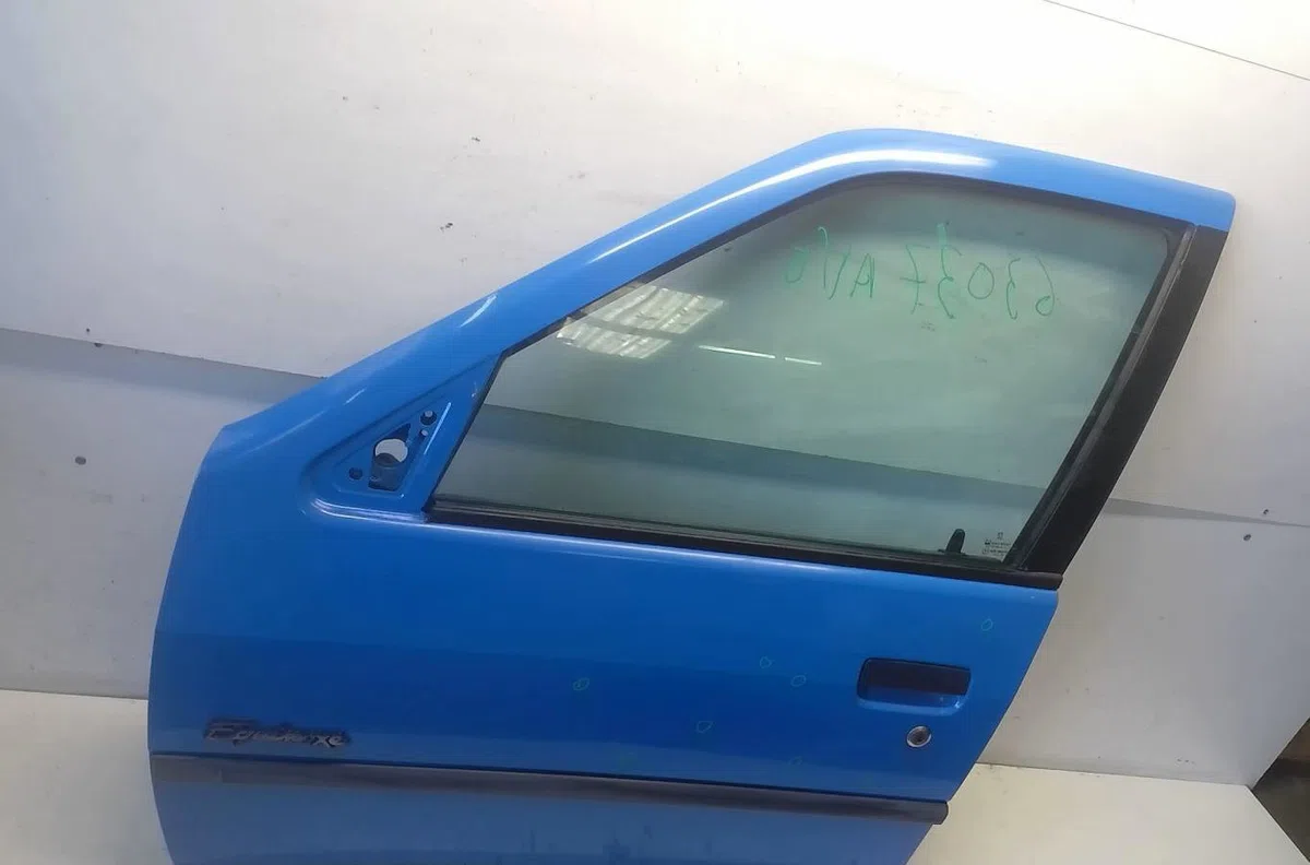 Porte avant gauche Peugeot 306 3-5 portes (7A, 7C, N3, N5) 1.9 d (1994-2001) occasion