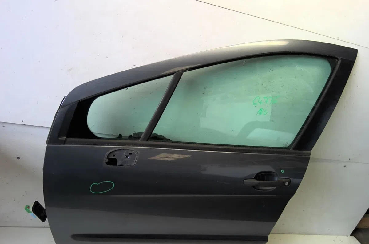 Porte avant gauche Peugeot 307 (3A-C) 1.4 16v (2003-2007) occasion