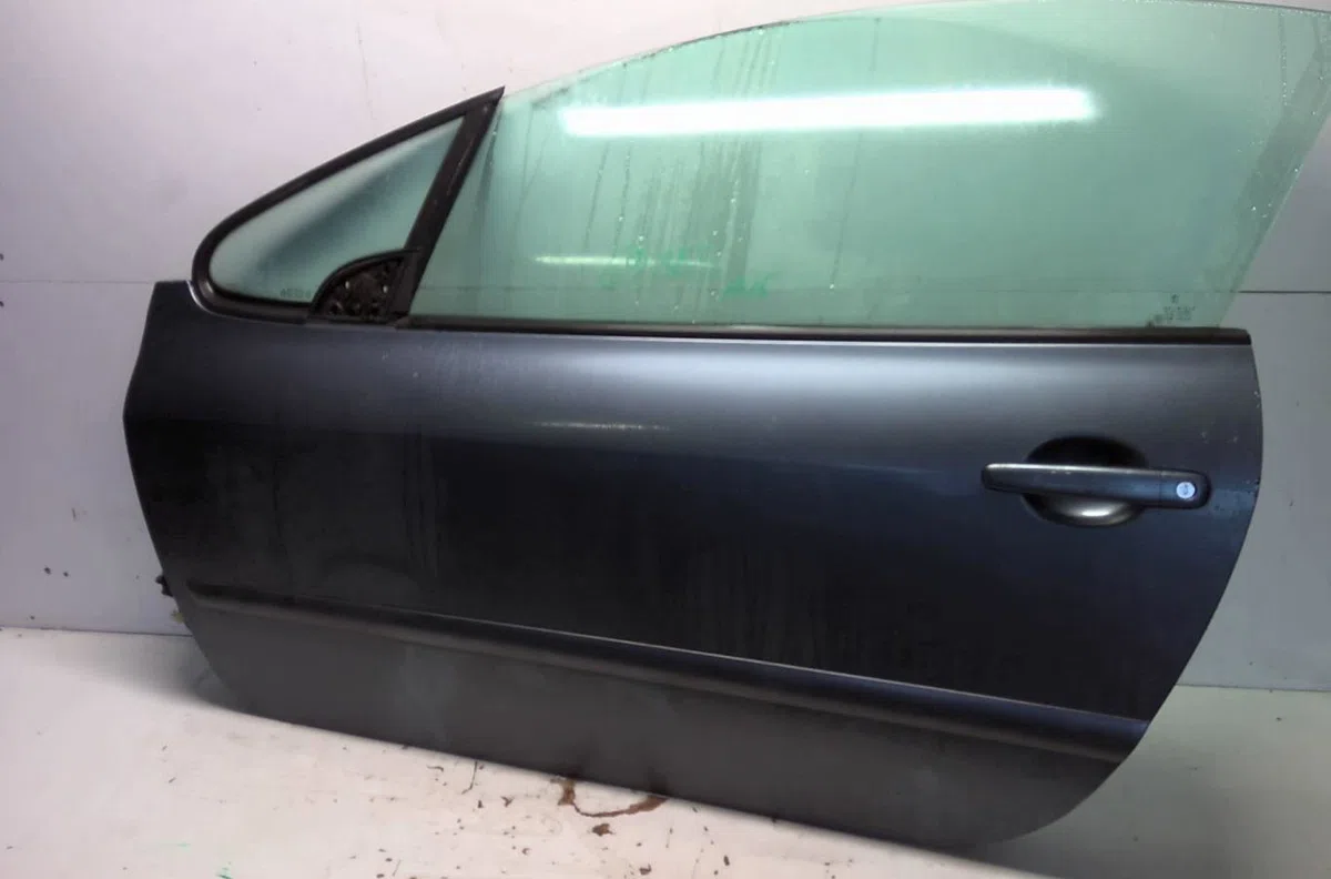 Porte avant gauche Peugeot 307 CC (3B) 2.0 16v (2003-2005) occasion