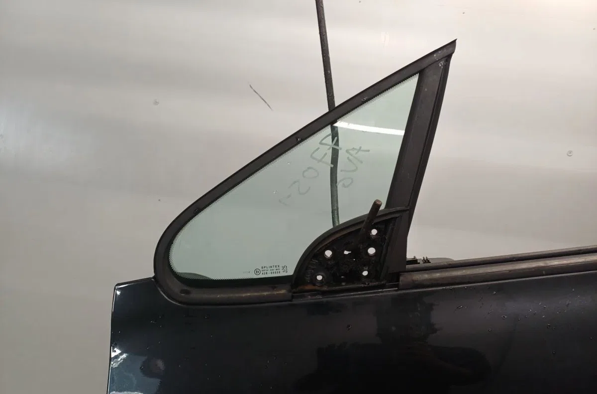 Porte avant gauche PEUGEOT 307 PHASE 1 CABRIOLET occasion