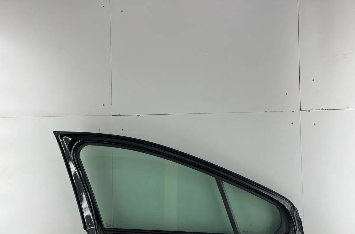 Porte avant gauche PEUGEOT 308 1 SW PHASE 1 BREAK occasion