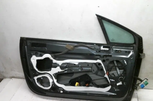 Porte avant gauche Peugeot 308 CC (4B_) 1.6 16v (2009-2014) occasion