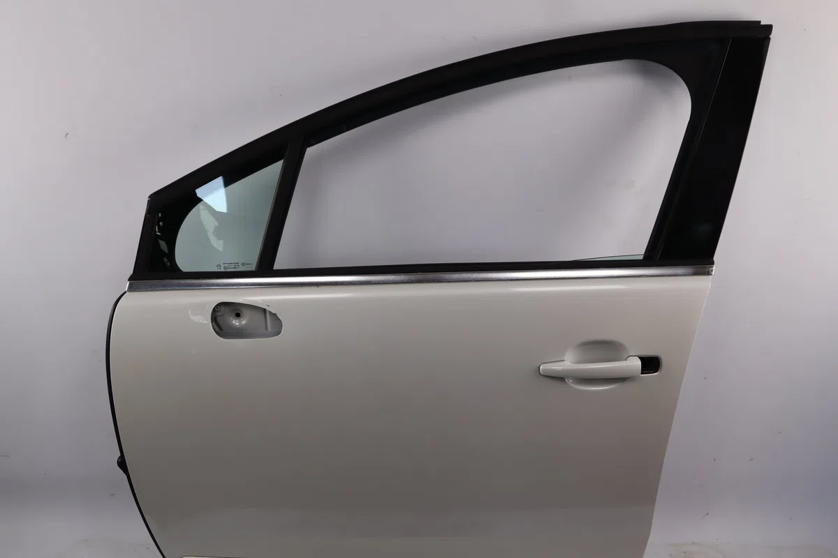 Porte avant gauche Peugeot 5008 (0U_, 0E_) 1.6 16v (2009-2017) occasion