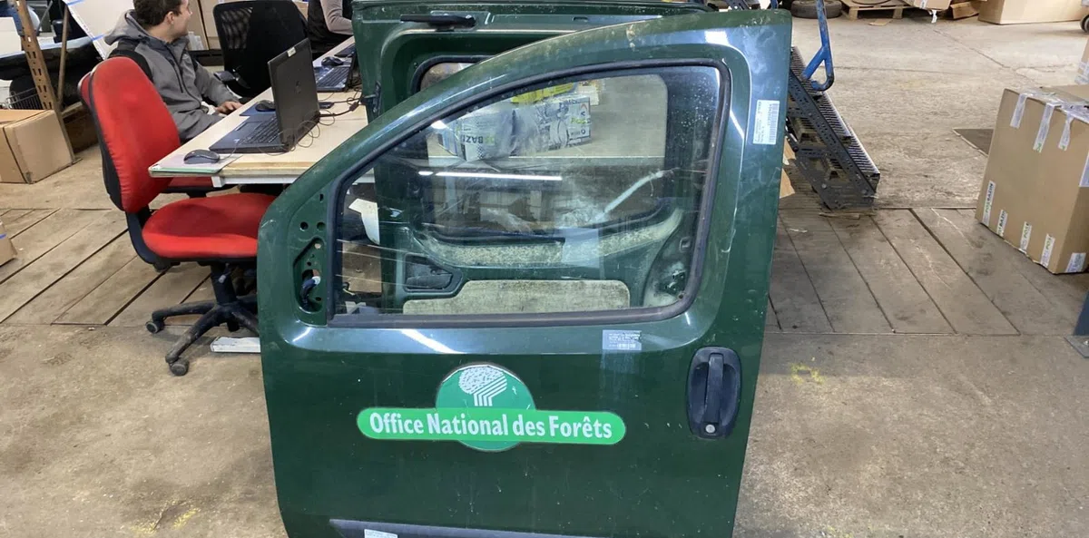 Porte avant gauche PEUGEOT BIPPER occasion