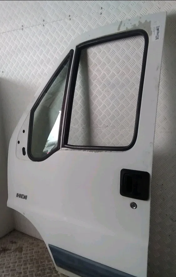 Porte avant gauche Peugeot BOXER Camionnette (244) 2.2 hdi (2001-2006) occasion
