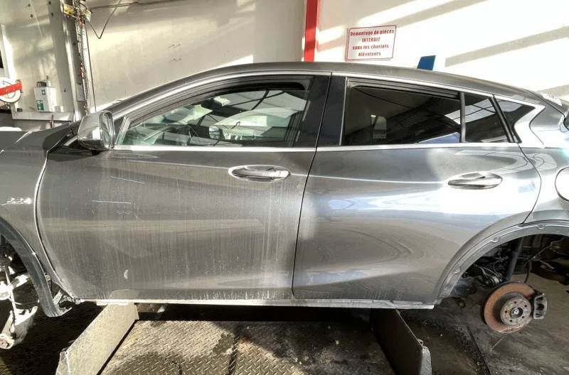 Porte avant gauche pour INFINITI Q30