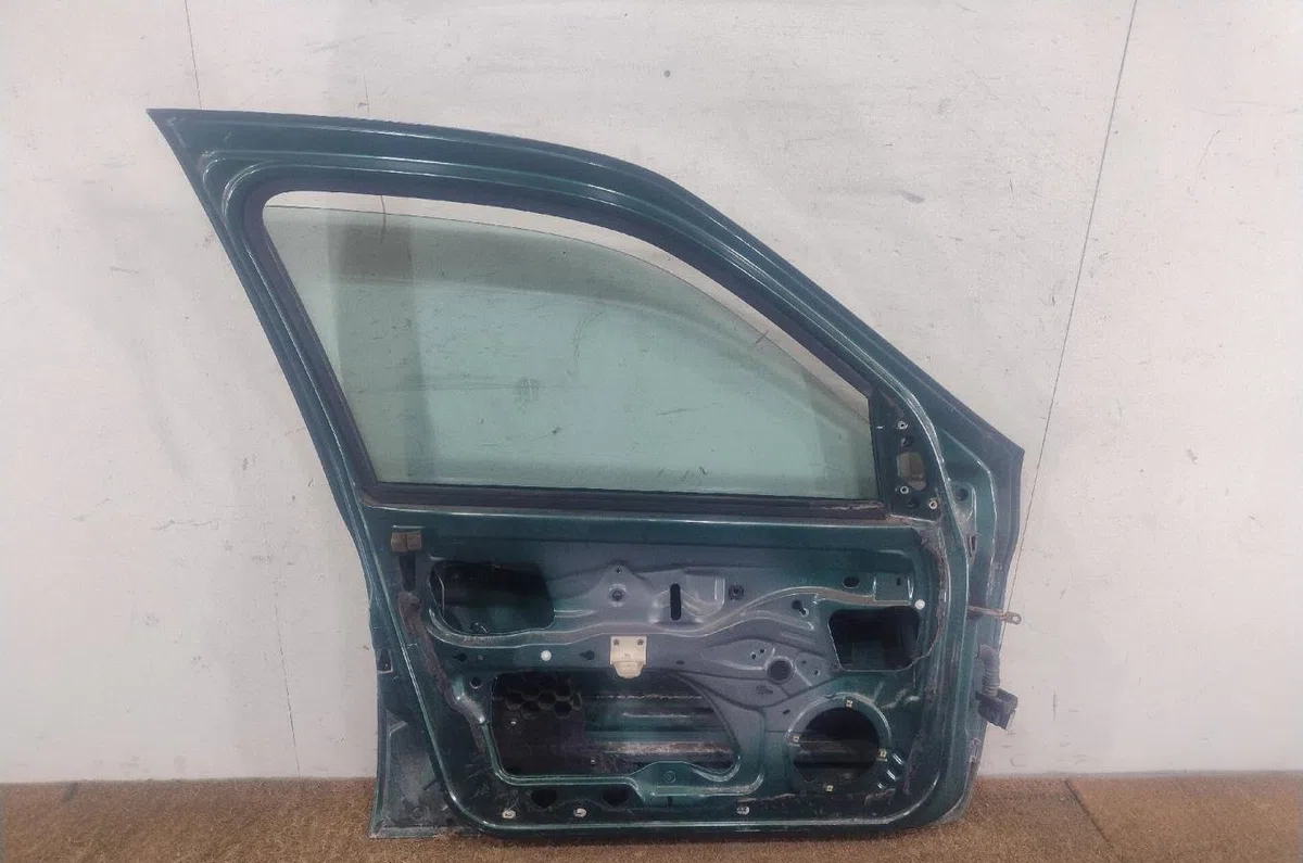 Porte avant gauche Renault CLIO II (BB_, CB_) 1.4 (b-cb0c, b-cb0s) (1998-2005) occasion