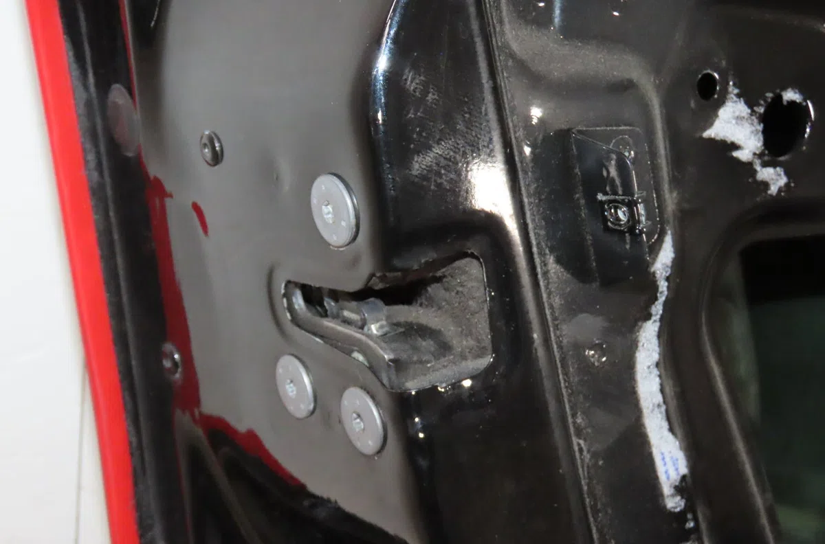 Porte avant gauche Renault CLIO III (BR0-1, CR0-1) 1.2 16v (br02, br0j, br11, cr02, cr0j, cr11) (2005-2014) 5 portes occ