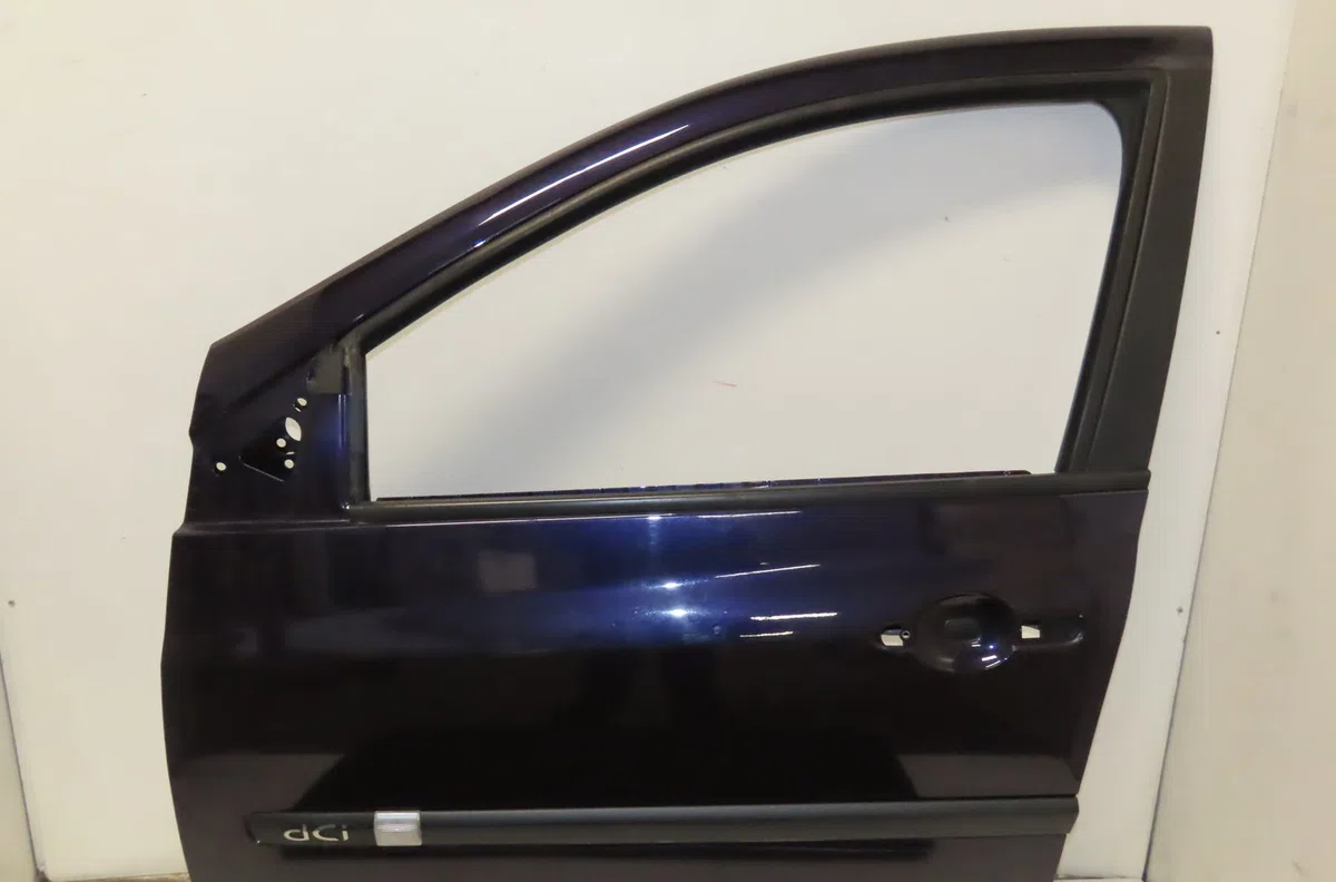 Porte avant gauche Renault CLIO III (BR0-1, CR0-1) 1.5 dci (br0h, cr0h, cr1s, br1s) (2005-2014) 3 portes occasion