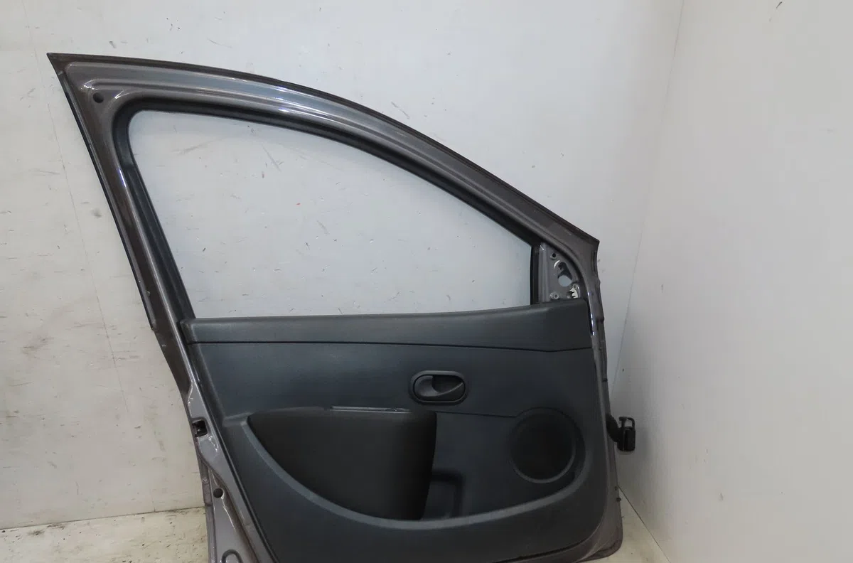 Porte avant gauche Renault CLIO IV (BH_) 1.2 16v (bha1, bhak, bhmg, bhmk) (2015) occasion