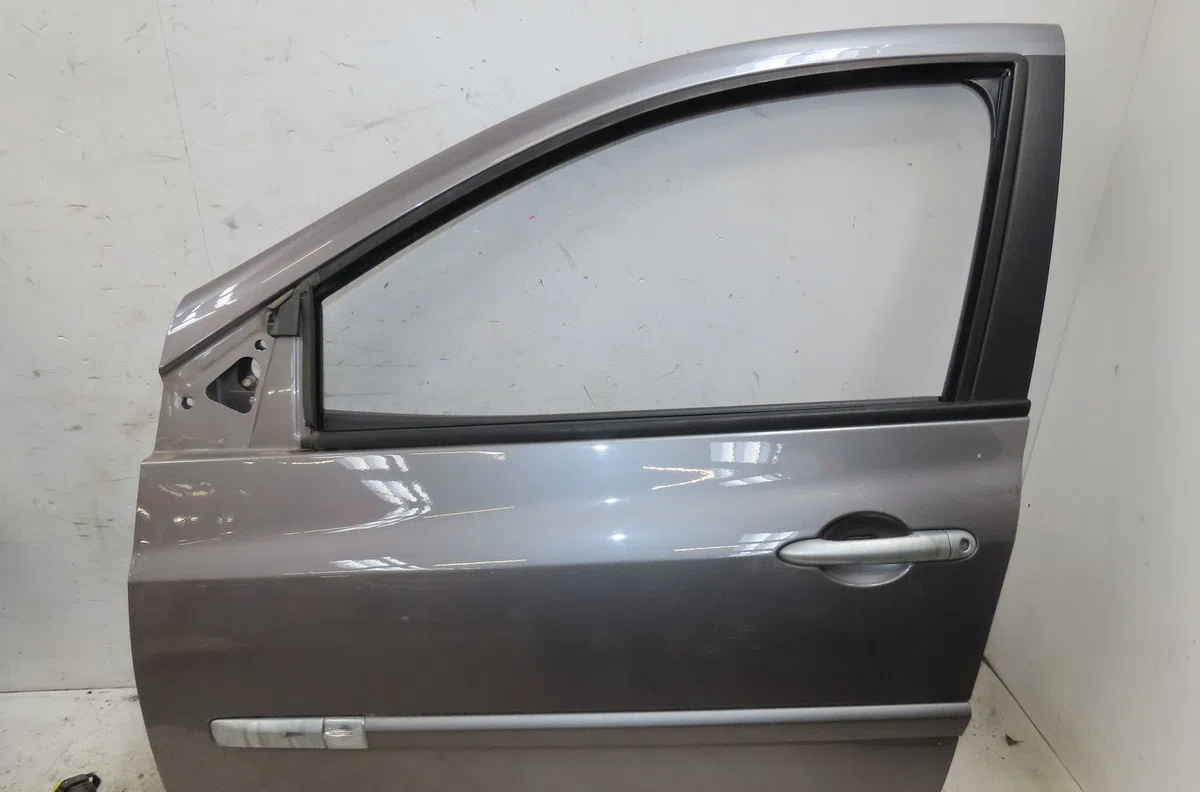 Porte avant gauche Renault CLIO IV (BH_) 1.2 16v (bha1, bhak, bhmg, bhmk) (2015) occasion