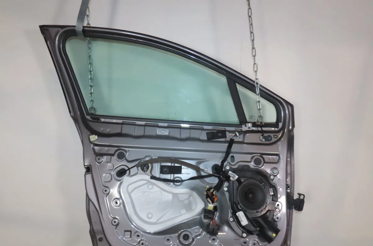 Porte avant gauche Renault CLIO IV Grandtour (KH_) 1.5 dci 90 (khn3, khn4) (2012) 5 portes occasion