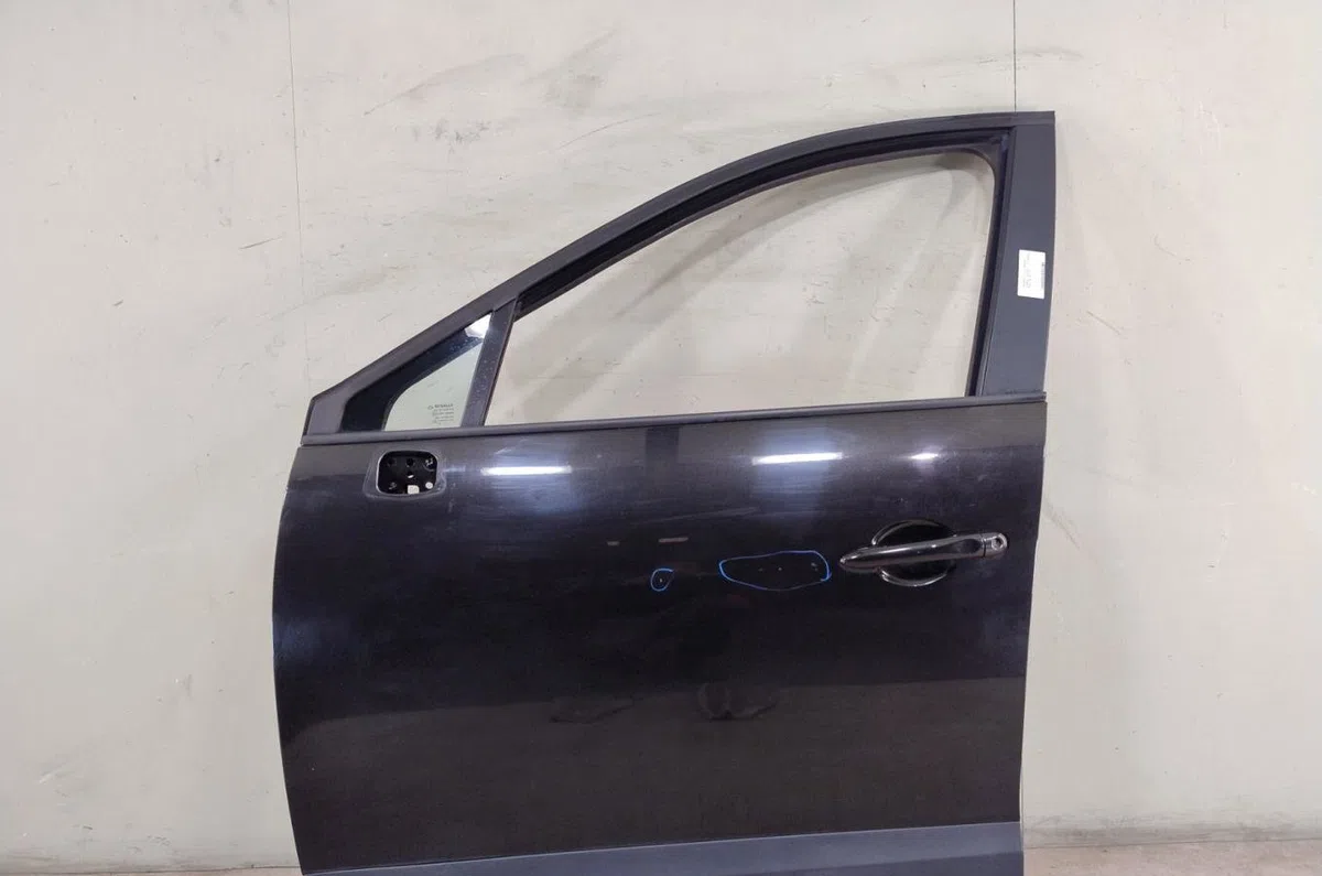 Porte avant gauche Renault GRAND SCÉNIC III (JZ0-1_) 1.6 16v (jz0u) (2009) occasion