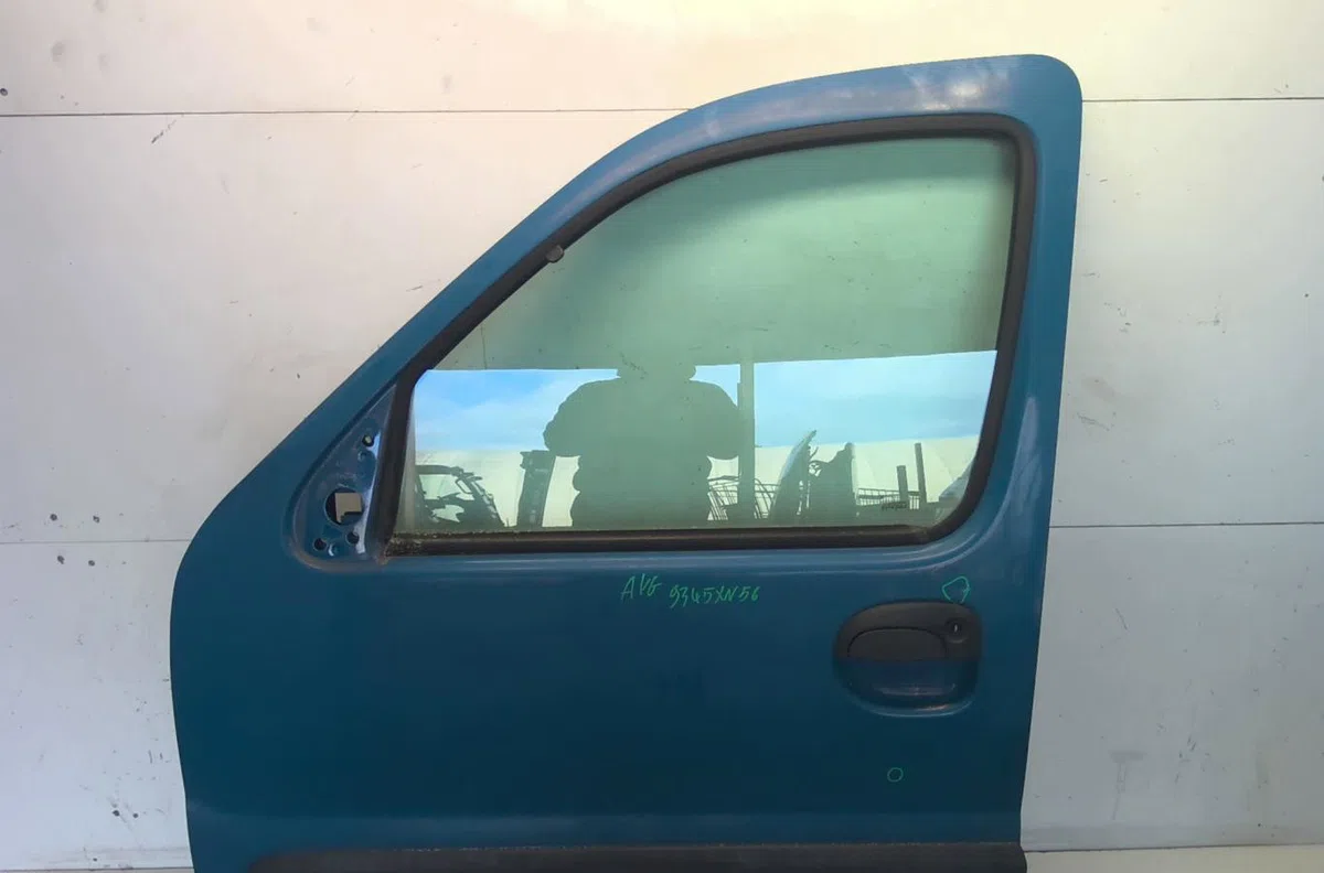 Porte avant gauche Renault KANGOO Express (FC0-1_) 1.5 dci (fc07, fc1r) (2001) 4 portes occasion
