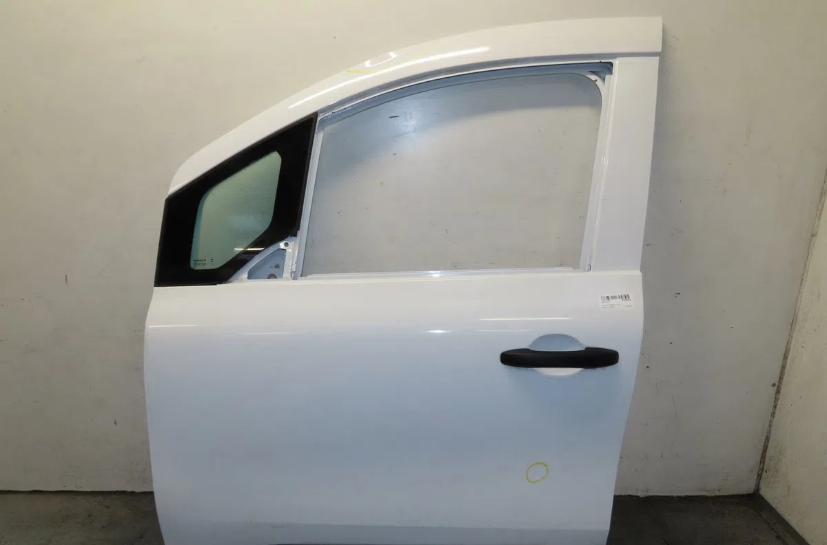 Porte avant gauche Renault KANGOO III Camionnette-Monospace 1.5 blue dci 95 (fjab) (2021) occasion