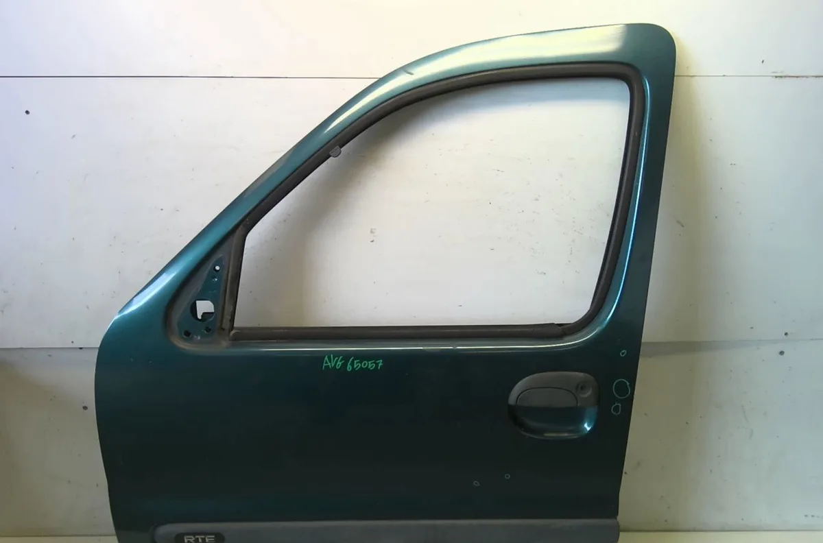 Porte avant gauche Renault KANGOO (KC0-1_) 1.2 (kc0a, kc0k, kc0f, kc01) (1997) occasion