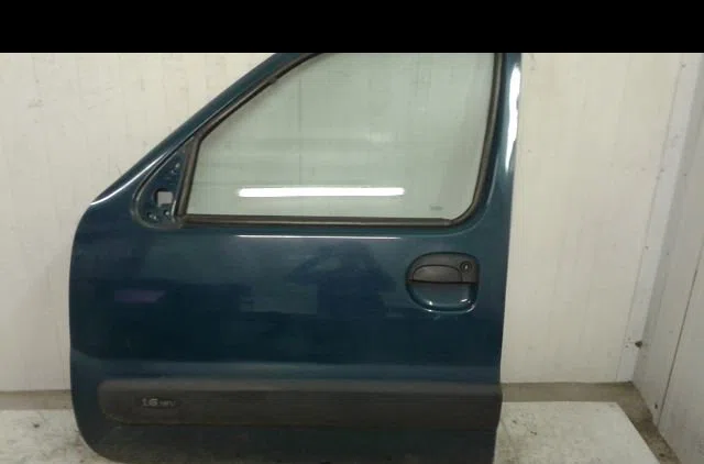 Porte avant gauche Renault KANGOO (KC0-1_) 1.6 16v (2001) occasion