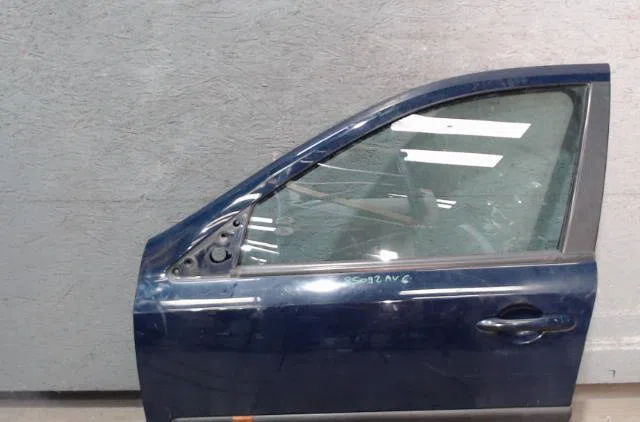 Porte avant gauche Renault LAGUNA II (BG0-1_) 1.9 dci (2001-2007) occasion