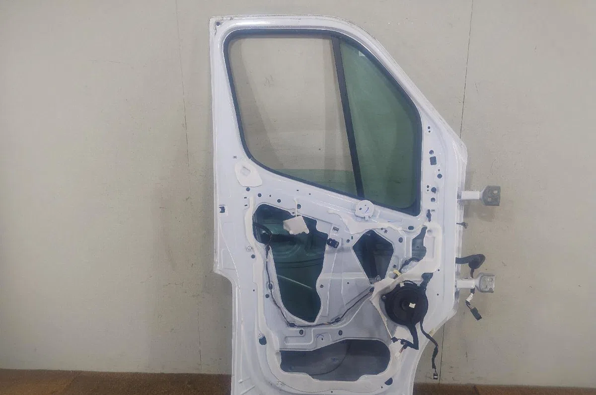 Porte avant gauche Renault MASTER III Camion plate-forme-Châssis (EV, HV, UV) 2.3 dci 130 rwd (hv01, hv10, hv11, hv12, u