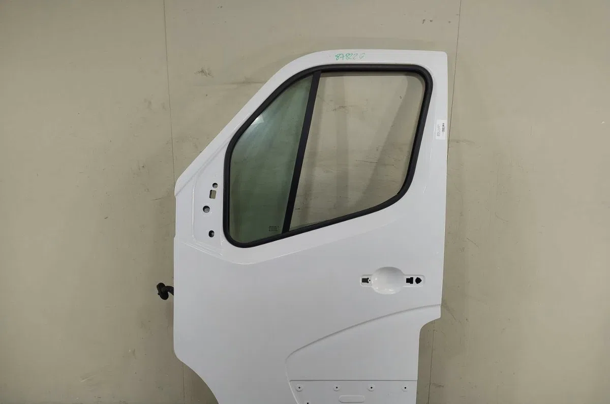 Porte avant gauche Renault MASTER III Camionnette (FV) 2.3 dci 150 fwd (fv0f, fv03) (2013) occasion