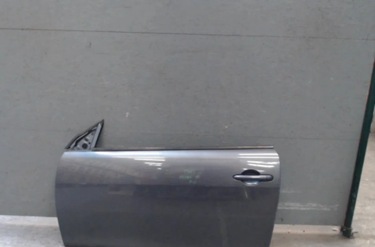 Porte avant gauche RENAULT MEGANE 2 MEGANE 2 PHASE 2 CABRIOLET occasion