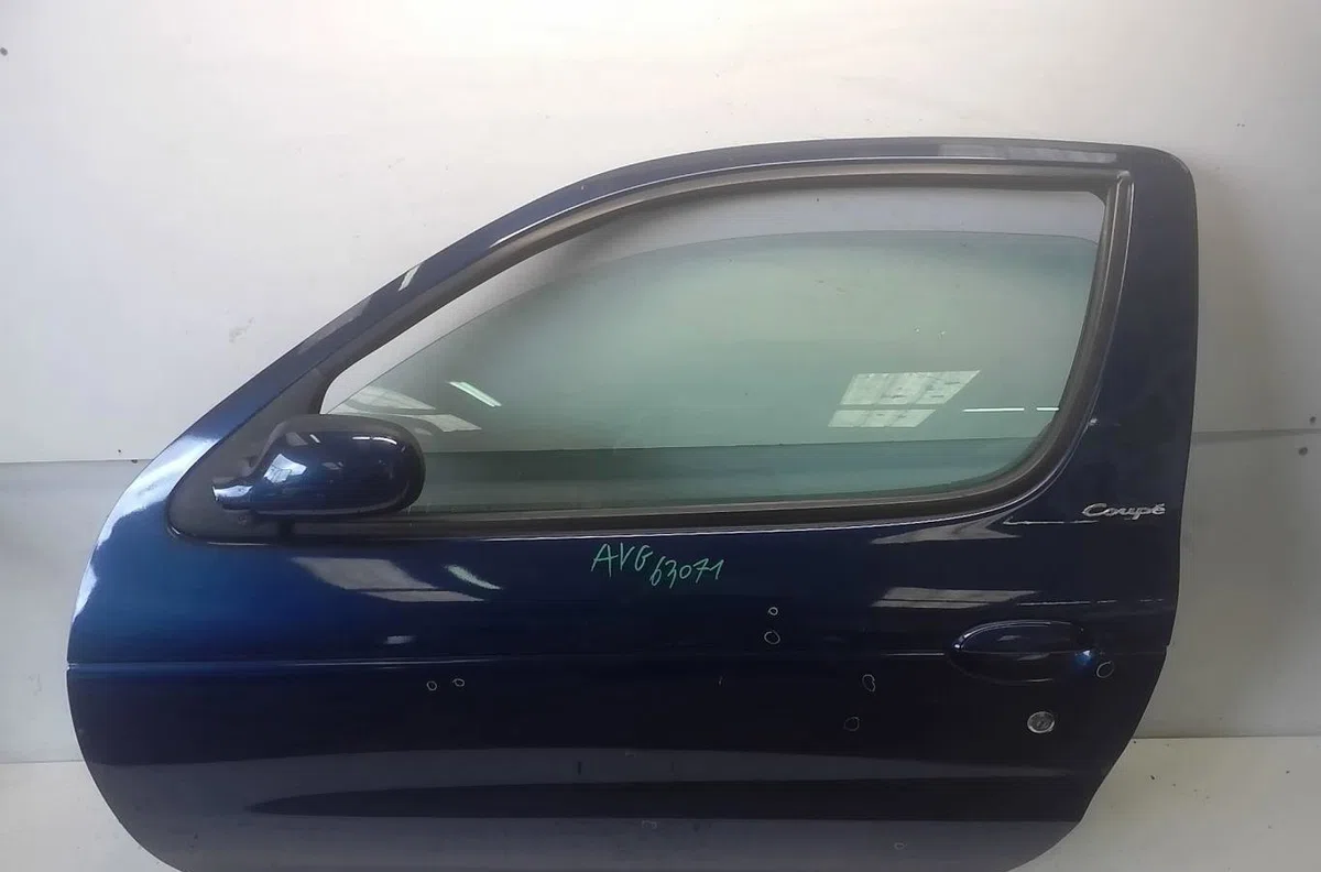 Porte avant gauche Renault MEGANE I Coupé (DA0-1_) 1.9 dci (da05, da1f) (2001-2003) occasion