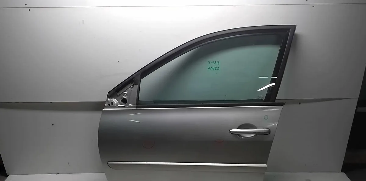 Porte avant gauche Renault MEGANE II (BM0-1_, CM0-1_) 1.5 dci (bm1e, cm1e) (2005-2008) occasion