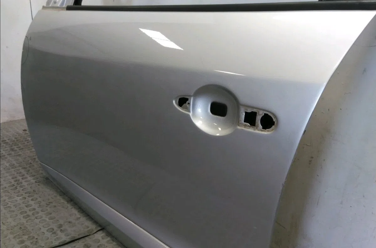 Porte avant gauche Renault MEGANE III 3-5 portes (BZ0-1_, B3_) 1.5 dci (bz09, bz0d, bz1w, bz29, bz14) (2009) 5 portes oc