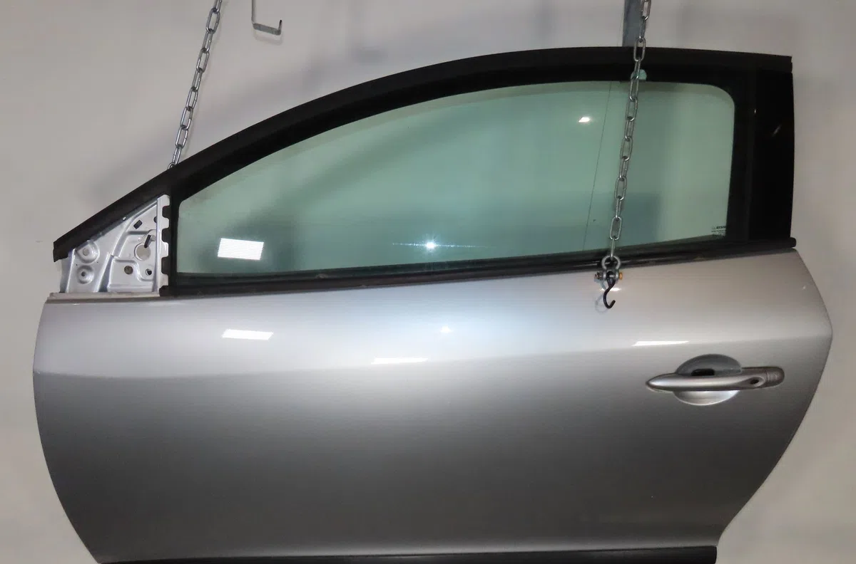 Porte avant gauche Renault MEGANE III Coupé (DZ0-1_) 1.5 dci (dz0b) (2009) occasion