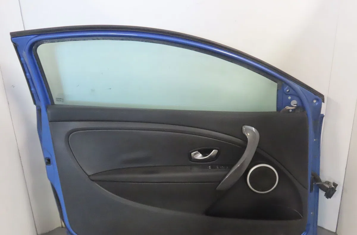 Porte avant gauche Renault MEGANE III Coupé (DZ0-1_) 2.0 dci (dz0l) (2009-2015) occasion