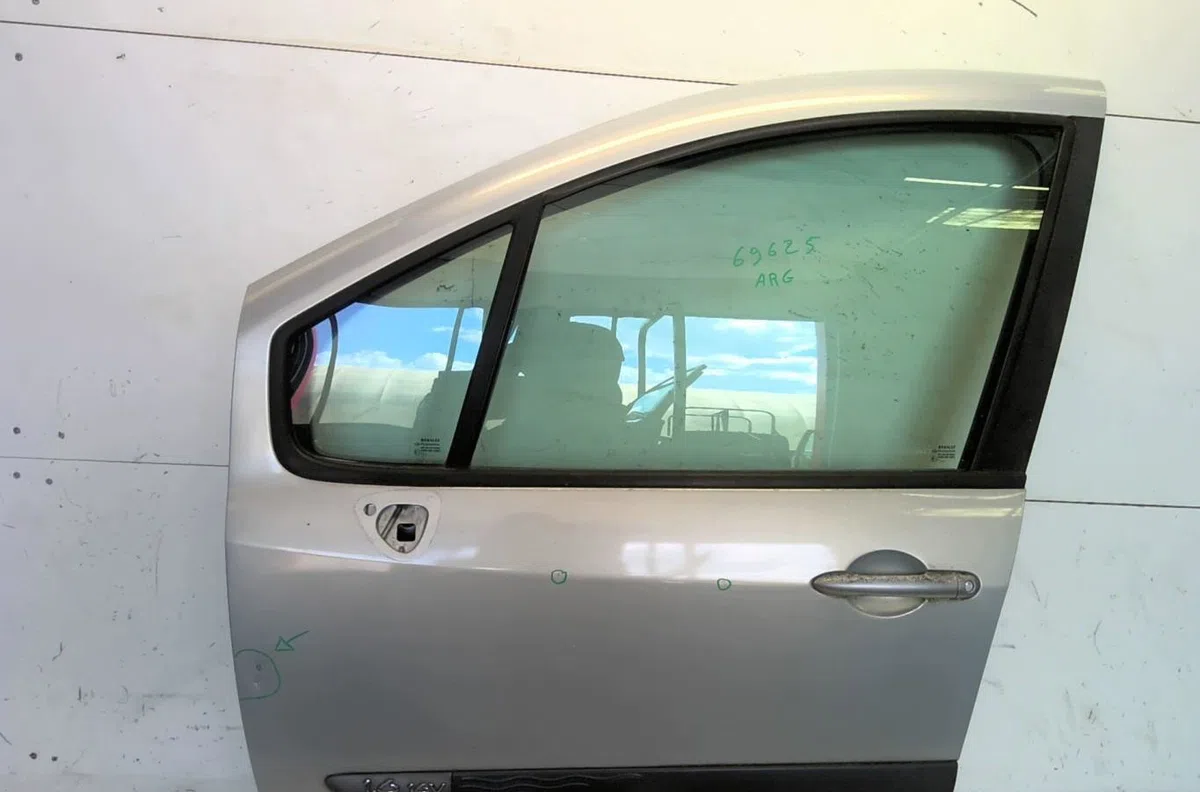 Porte avant gauche Renault MODUS - GRAND MODUS (F-JP0_) 1.6 (jp03, jp0b, jp0u, jp0y, jp1g) (2004) occasion
