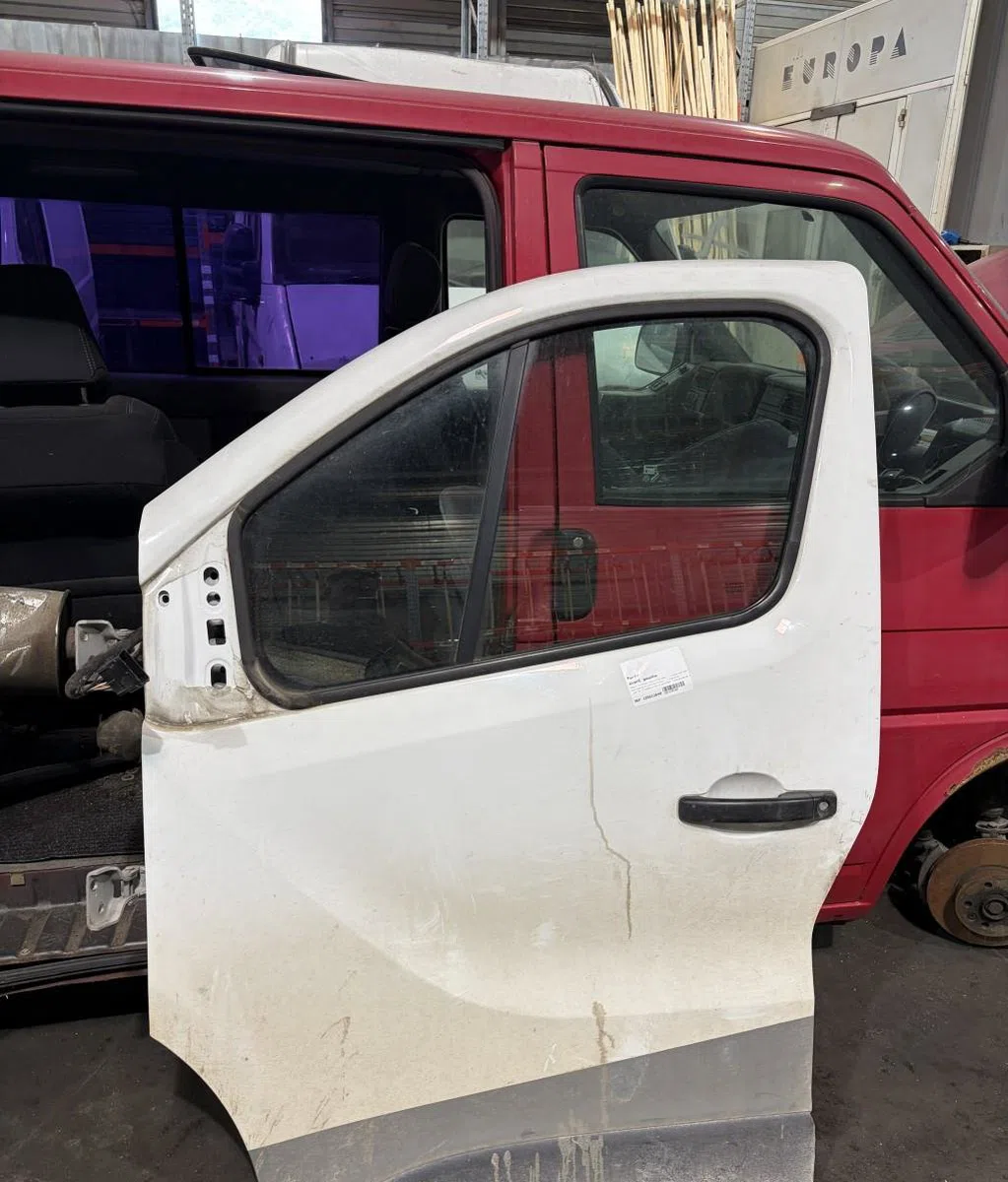 Porte avant gauche RENAULT TRAFIC 3 COURT PHASE 1 occasion