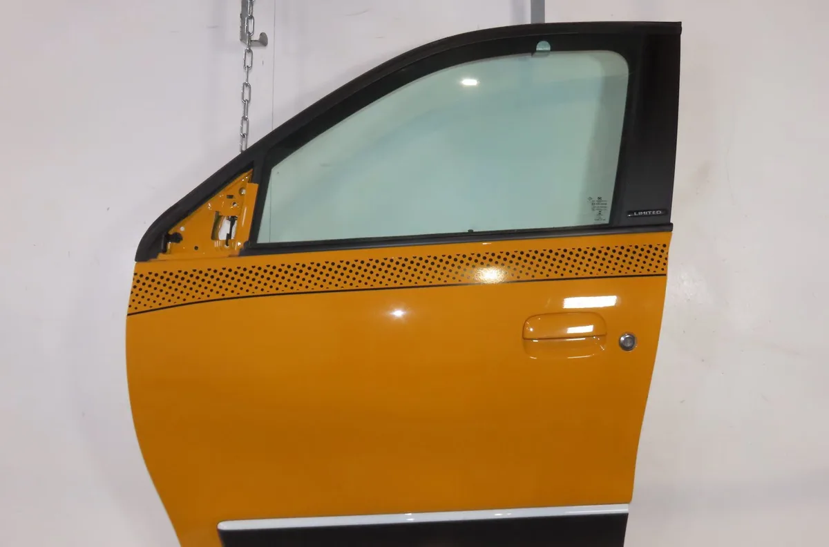 Porte avant gauche Renault TWINGO III (BCM_, BCA_) 1.0 sce 65 (bcmj) (2019) occasion